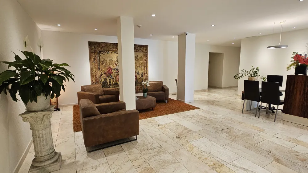 Guggach Reception Overview