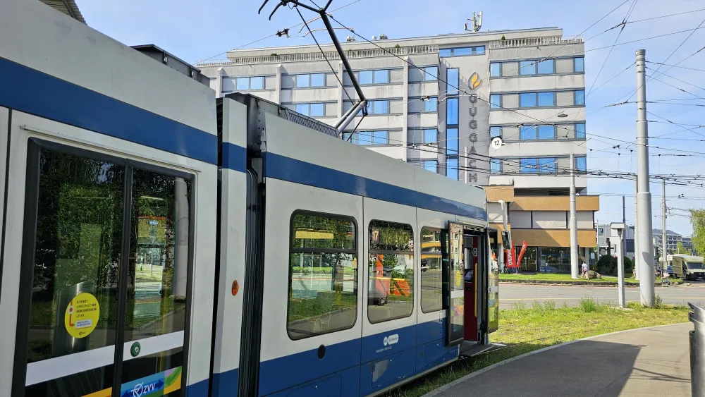 Tram directly in front of Guggach building
